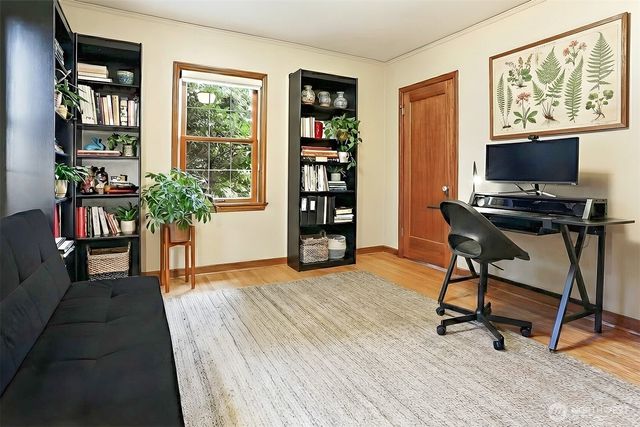 2301 Rosemont Place W, Seattle, WA 98199