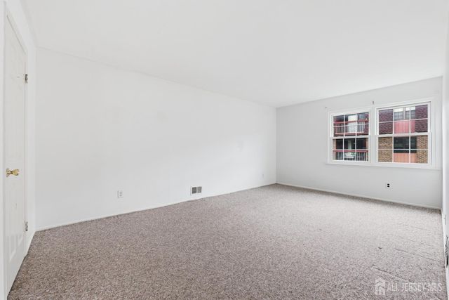 296-B Alpine Way, Woodbridge Proper, NJ 07095