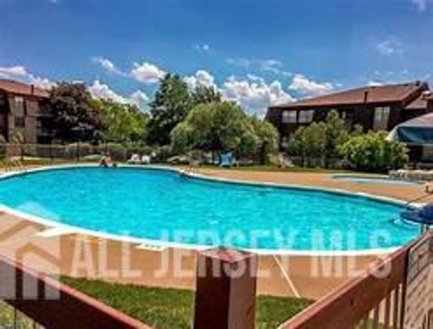 296-B Alpine Way, Woodbridge Proper, NJ 07095