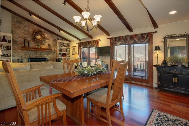 5 Marine Ter, Byram Twp., NJ 07871