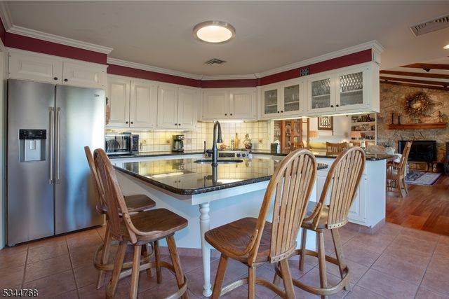 5 Marine Ter, Byram Twp., NJ 07871