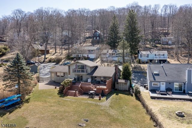 5 Marine Ter, Byram Twp., NJ 07871