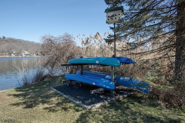 5 Marine Ter, Byram Twp., NJ 07871