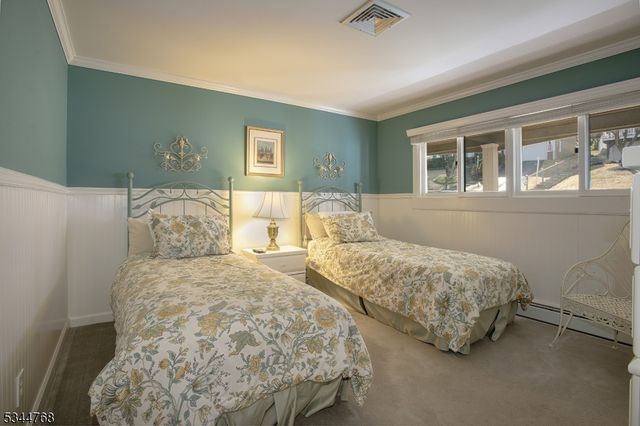 5 Marine Ter, Byram Twp., NJ 07871