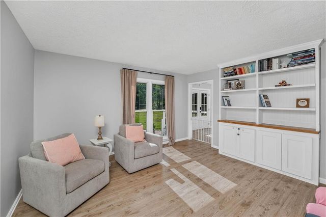 458 Coolsprings Trail, Woodstock, GA 30188