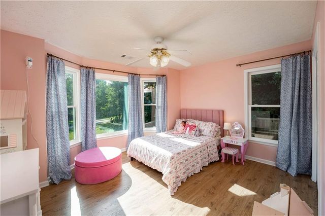 458 Coolsprings Trail, Woodstock, GA 30188