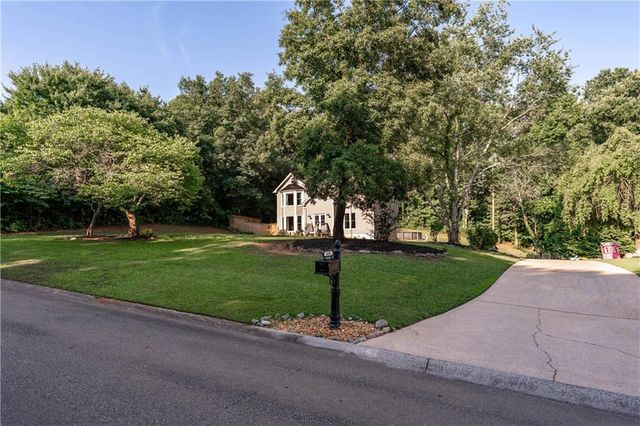 458 Coolsprings Trail, Woodstock, GA 30188
