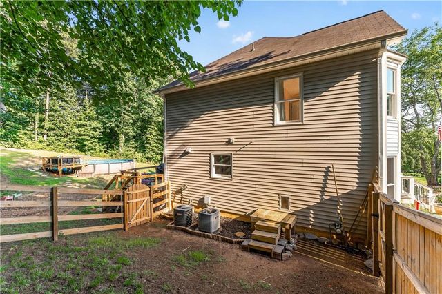 458 Coolsprings Trail, Woodstock, GA 30188
