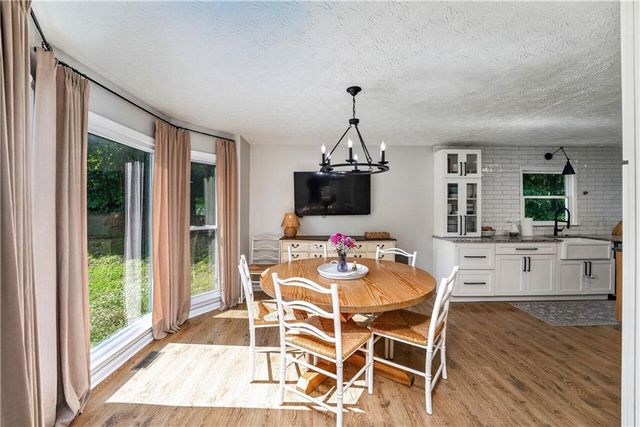 458 Coolsprings Trail, Woodstock, GA 30188