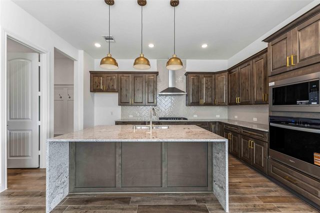 3710 Highcliffe Drive, Katy, TX 77493