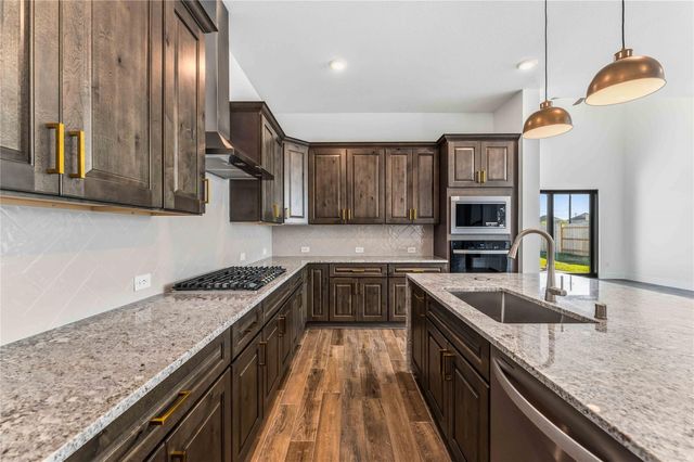 3710 Highcliffe Drive, Katy, TX 77493