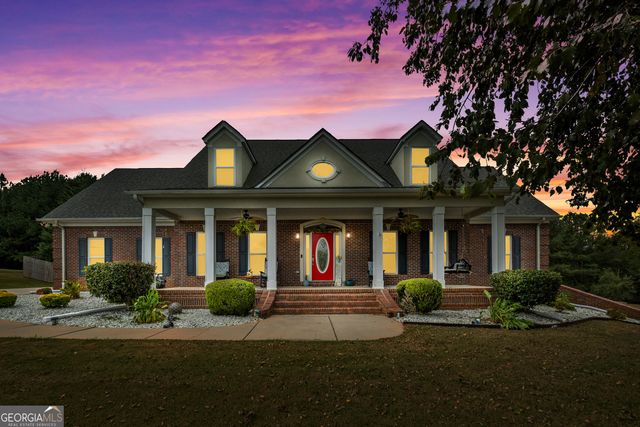 1305 Chester Place, Mcdonough, GA 30252