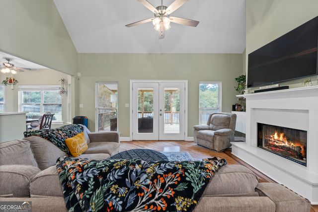 1305 Chester Place, Mcdonough, GA 30252