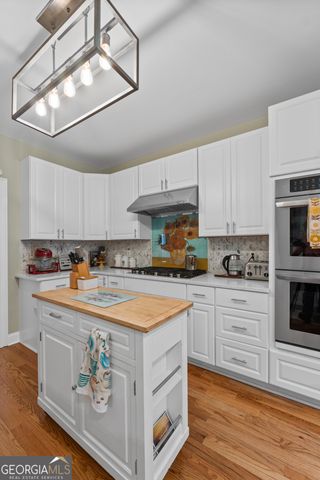 1305 Chester Place, Mcdonough, GA 30252