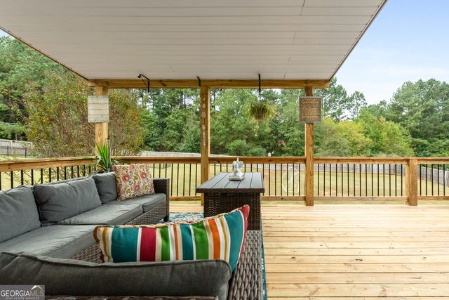 1305 Chester Place, Mcdonough, GA 30252