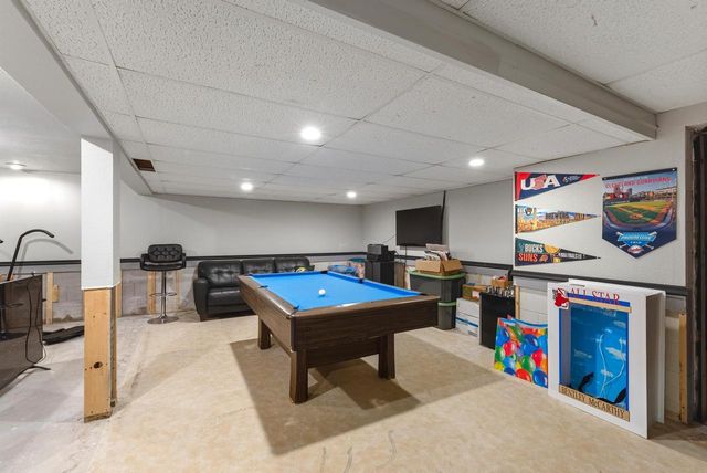 261 CONNIE DRIVE, West Bend, WI 53090