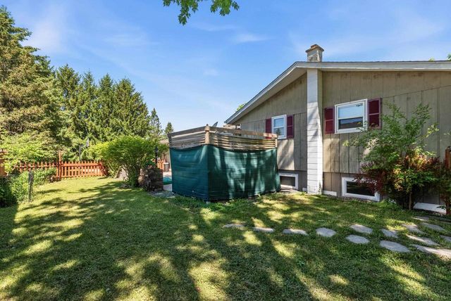 261 CONNIE DRIVE, West Bend, WI 53090