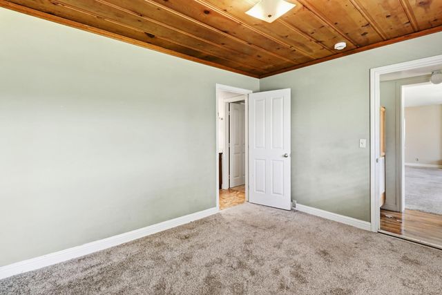 2740 El Caprice Dr, Rancho Cordova, CA 95670