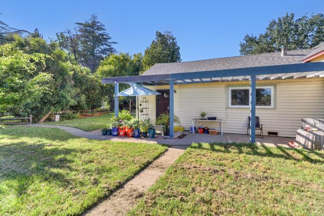 2740 El Caprice Dr, Rancho Cordova, CA 95670