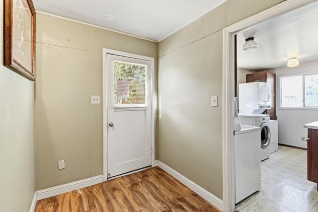 2740 El Caprice Dr, Rancho Cordova, CA 95670