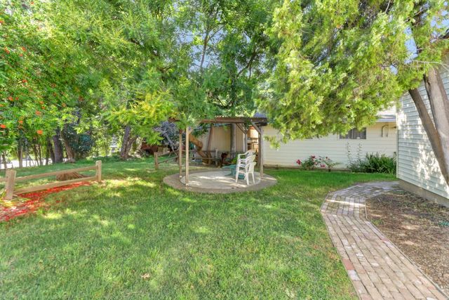 2740 El Caprice Dr, Rancho Cordova, CA 95670