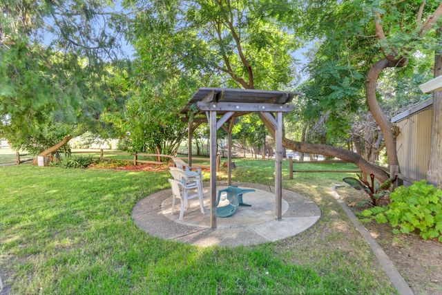 2740 El Caprice Dr, Rancho Cordova, CA 95670