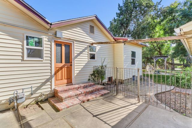 2740 El Caprice Dr, Rancho Cordova, CA 95670