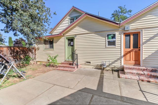 2740 El Caprice Dr, Rancho Cordova, CA 95670