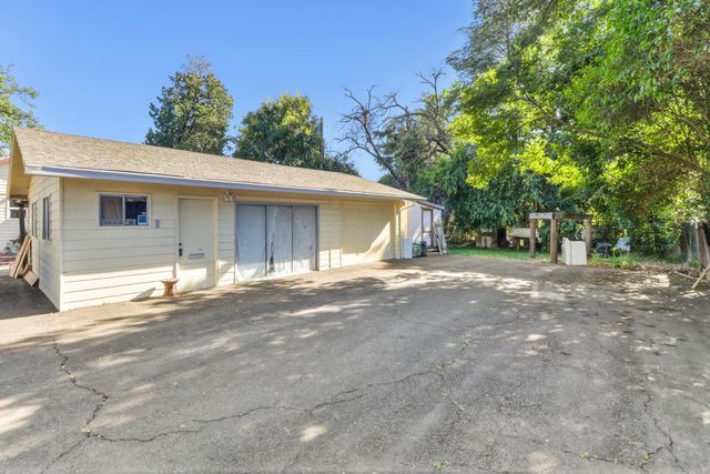 2740 El Caprice Dr, Rancho Cordova, CA 95670