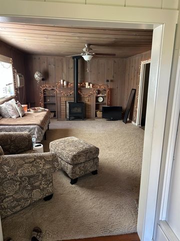 2740 El Caprice Dr, Rancho Cordova, CA 95670