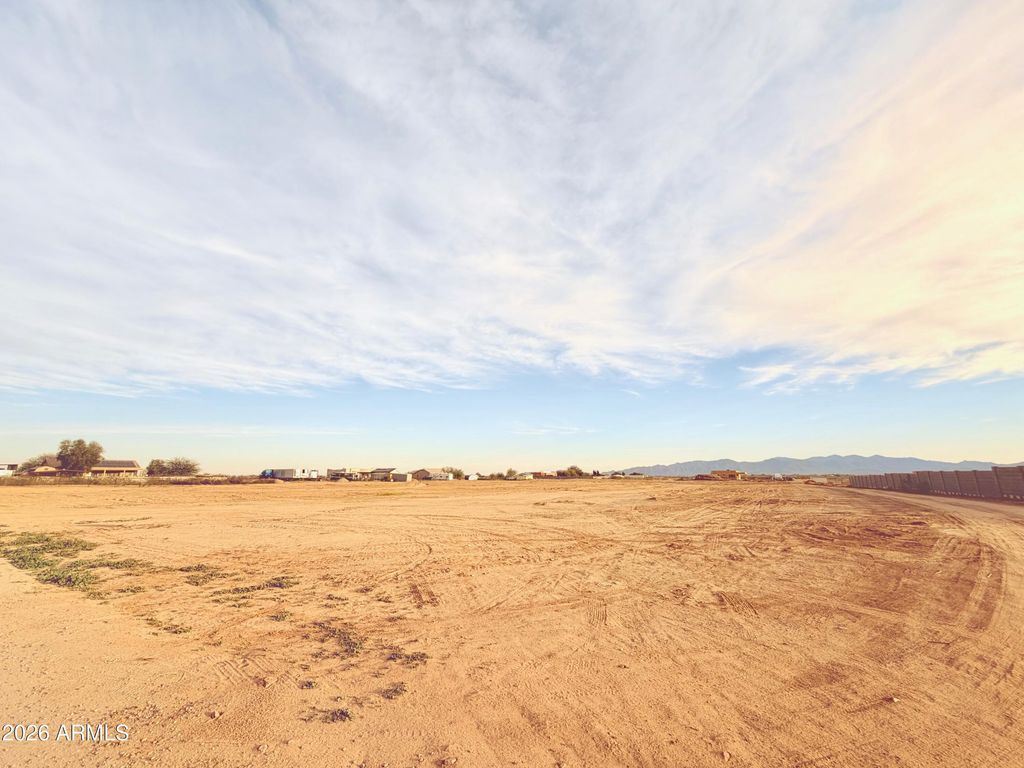 2300X W Montgomery Road 5, Wittmann, AZ 85361 — exterior
