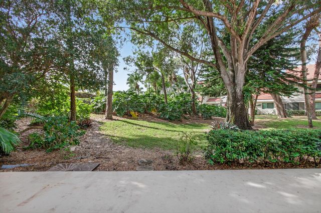 102 Sea Oats Drive B, Juno Beach, FL 33408