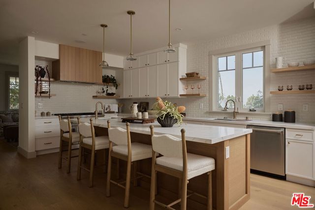 539 Punahou Street, Altadena, CA 91001
