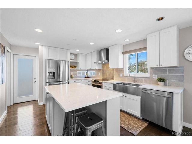 11411 W Lake Dr, Littleton, CO 80127