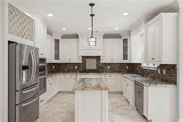 1335 Whisper Cove Drive, Buford, GA 30518