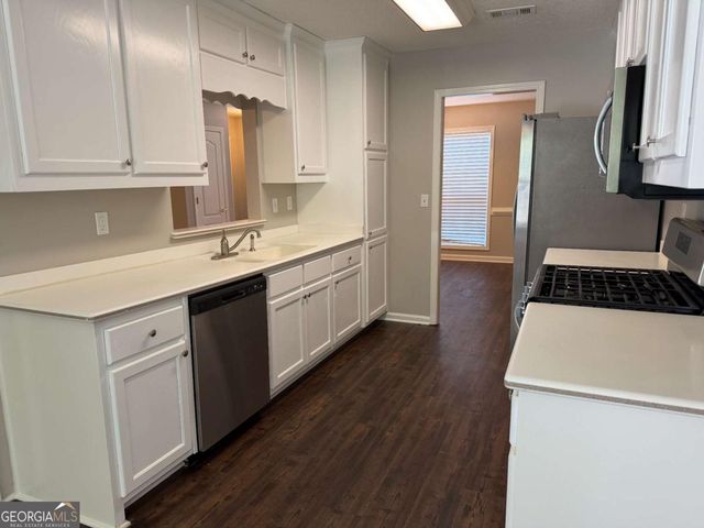 1105 River Green Court, Mcdonough, GA 30252