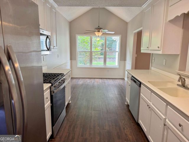1105 River Green Court, Mcdonough, GA 30252