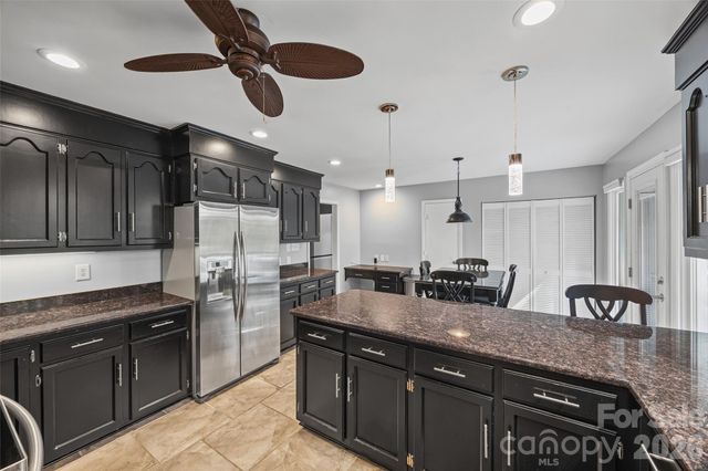 7142 Forest Hills Drive, Denver, NC 28037