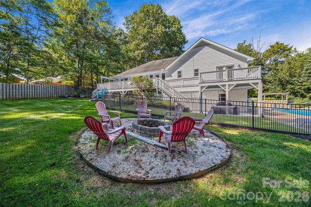 7142 Forest Hills Drive, Denver, NC 28037