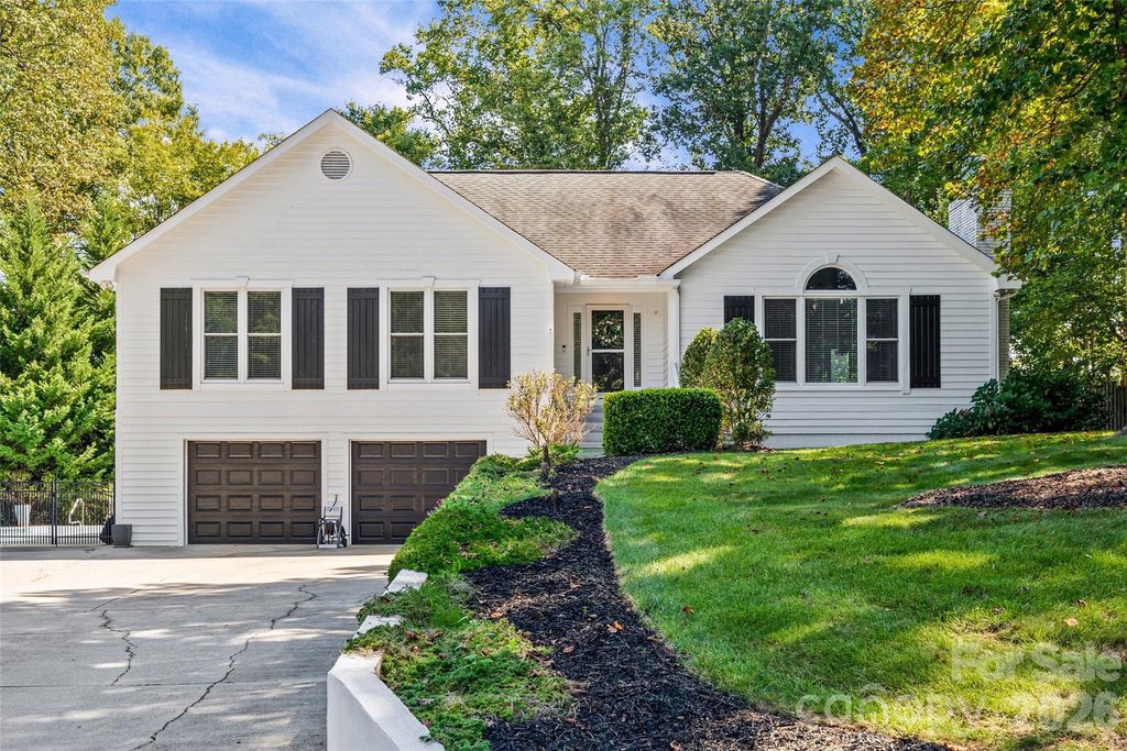 7142 Forest Hills Drive, Denver, NC 28037