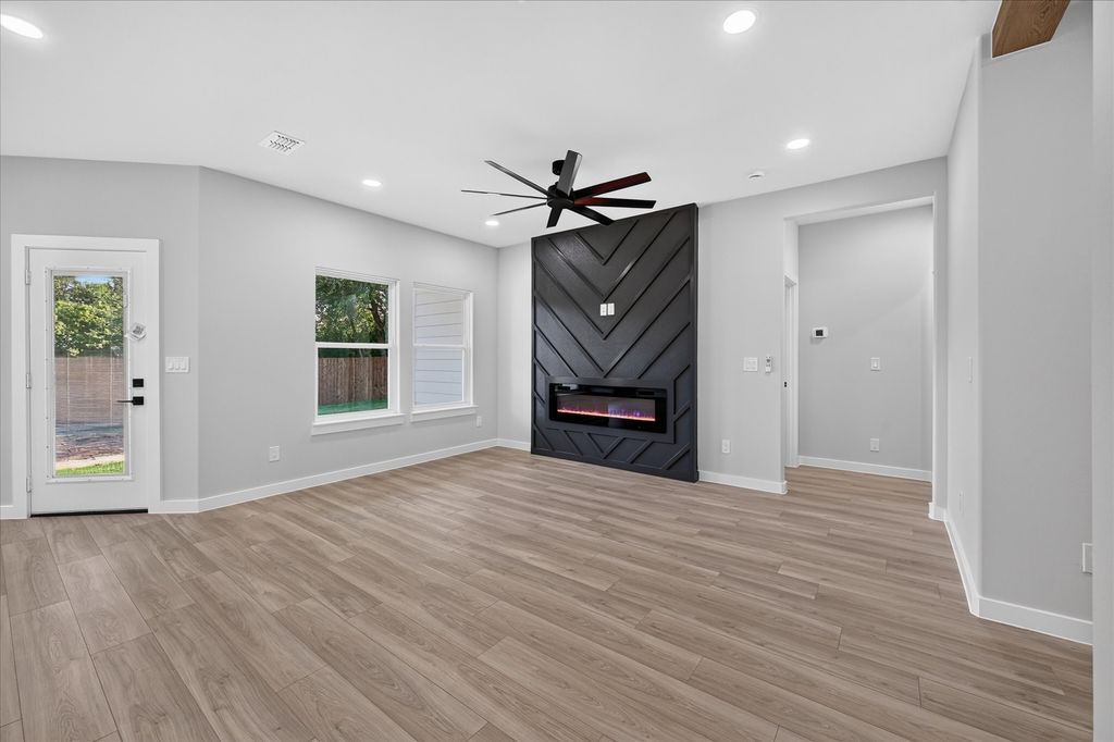 3057 Brandywine, Denton, TX 76209 — photo 5