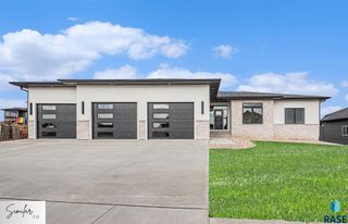 2904 Dunraven Ave Avenue, Sioux Falls, SD 57110