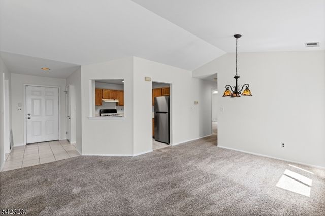 341 Silvia St, Ewing Twp., NJ 08628