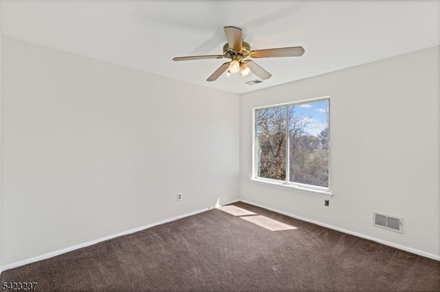 341 Silvia St, Ewing Twp., NJ 08628