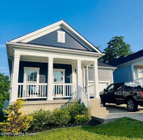 13512 Park Springs Ln, Louisville, KY 40245