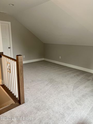 13512 Park Springs Ln, Louisville, KY 40245