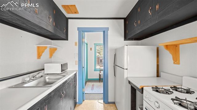 10345 Aspen Street, Green Mountain Falls, CO 80819