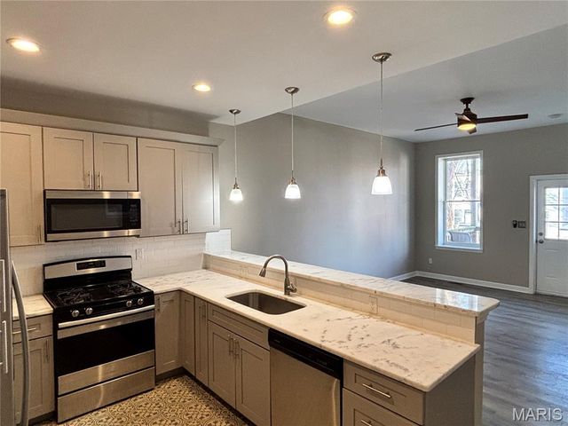 2253 Indiana Avenue, St Louis, MO 63104