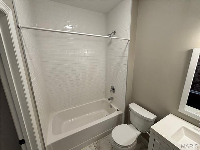 2253 Indiana Avenue, St Louis, MO 63104