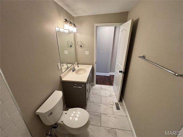 2253 Indiana Avenue, St Louis, MO 63104